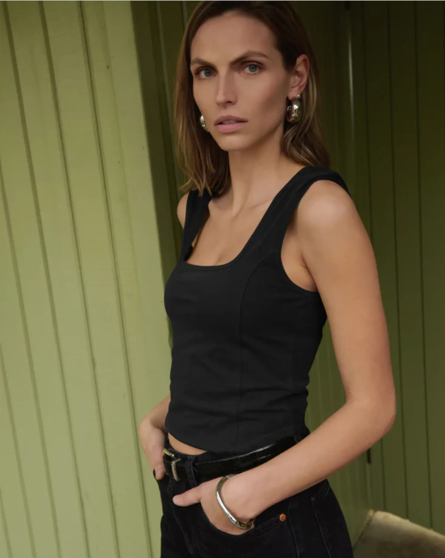 GEMI TOP IN JET BLACK